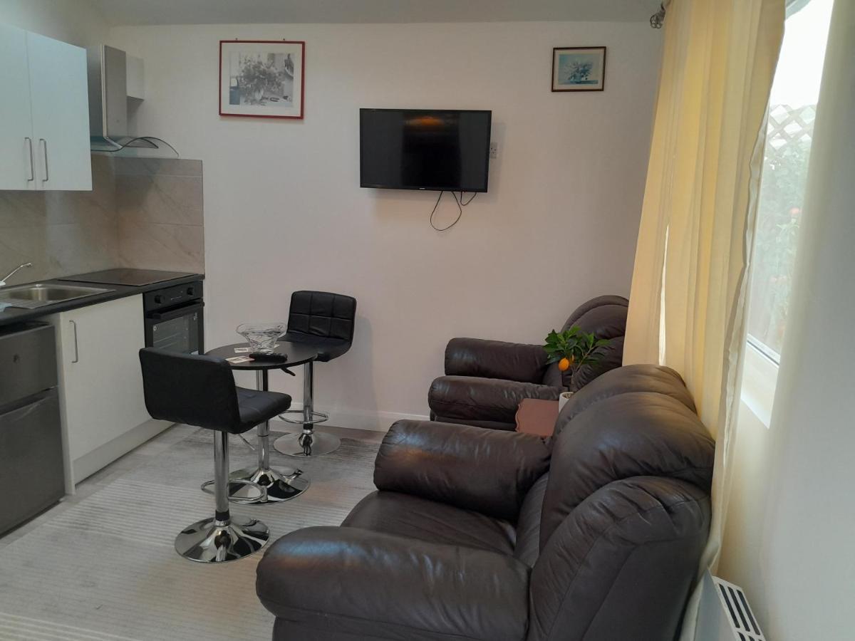 Nd'S Apartment Phibblestown Εξωτερικό φωτογραφία
